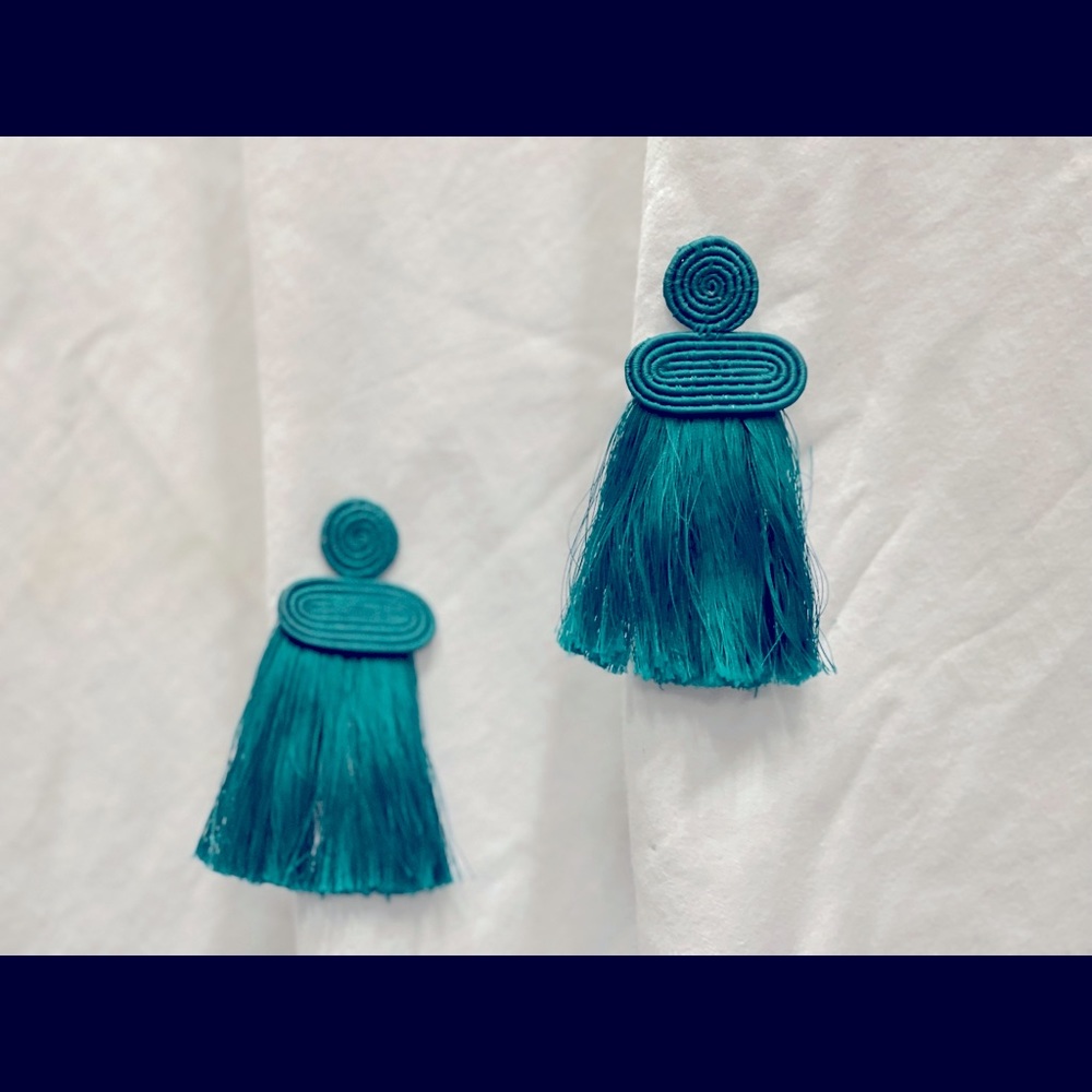 Handmade earrings from Rwanda - green. - Picture 3 of 5